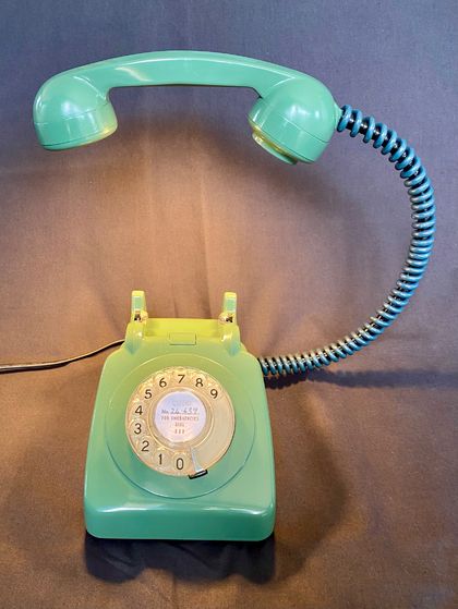 Upcycled Dial Phone Lamp